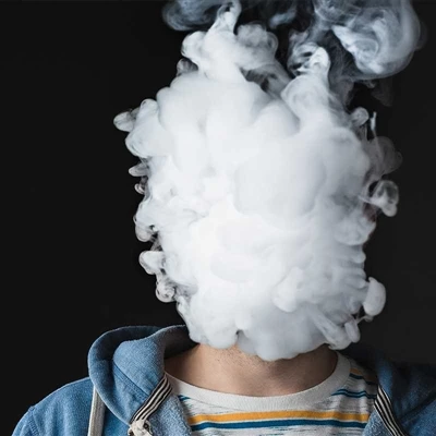 Por que minha caneta de cigarro eletrônico está piscando?