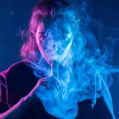 Quais são os casos de sucesso da indústria de cigarros eletrônicos se adaptan...