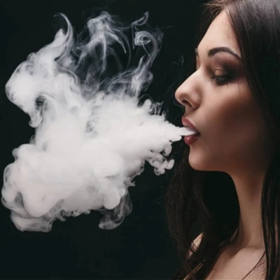 Quantas vezes uma bateria de cigarro E - pode ser carregada?